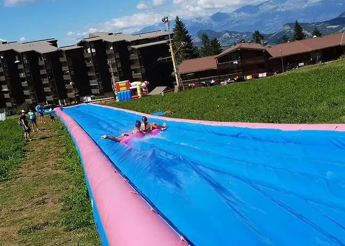 Les Blanches Provencales Bed & Breakfast 3*