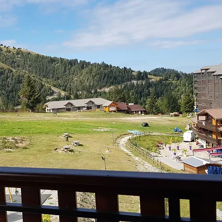 Les Blanches Provençales 3* Selonnet